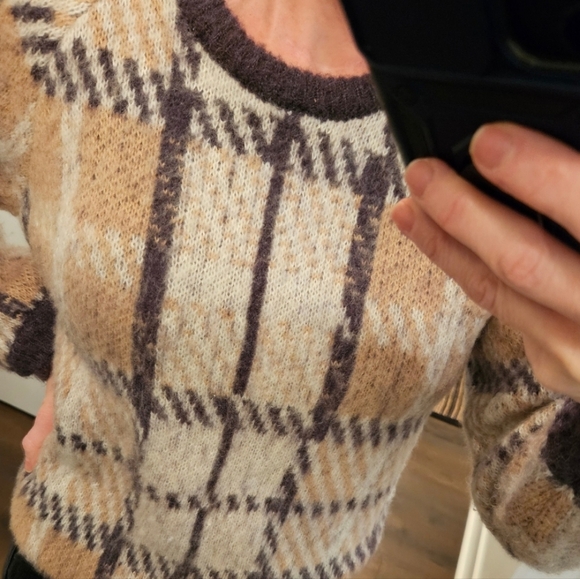 J.O.A Women's Tan Checkered Crewneck Mohair Wool Pullover Sweater SZ S - Picture 5 of 12